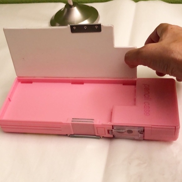 Pink bunny Asian pencil case from Taiwan - Picture 10 of 14